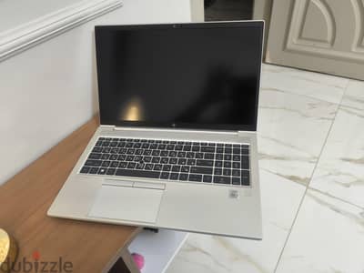 لاب توب استخدام ٥ شهور وارد اوروبا