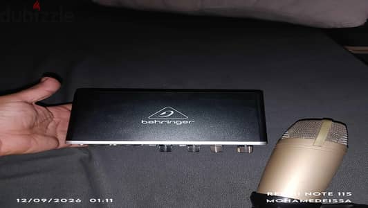  للبيع Behringer UMC202HD + Behringer C-1
