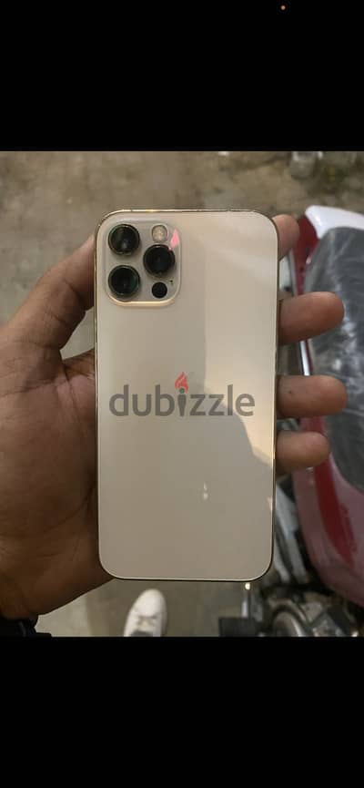آبل - آيفون 12 برو