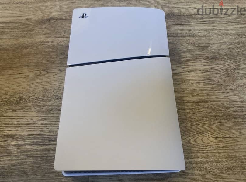 PlayStation 5 slim 1