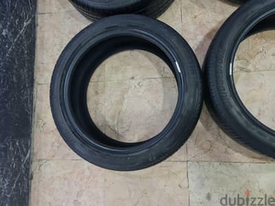 اربع إطارات برنجستون بسعر عجله واحده  225/45/18