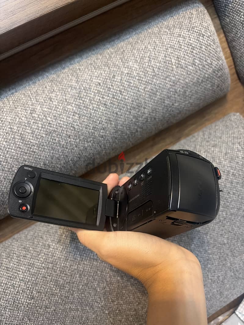 hand camera for sale 1