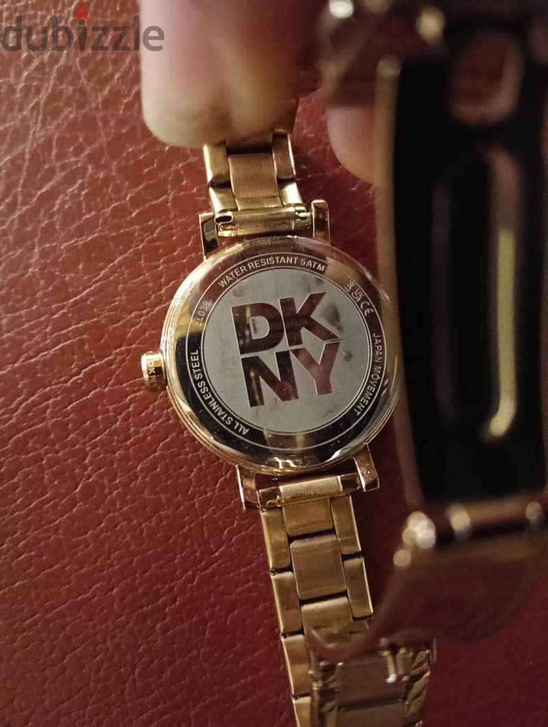 ساعه DKNY 2