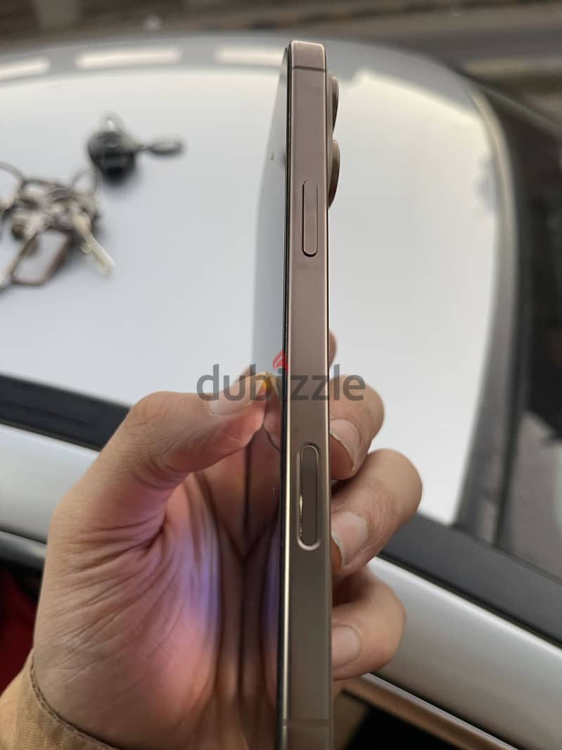 Apple - iPhone 16 Pro Max 9