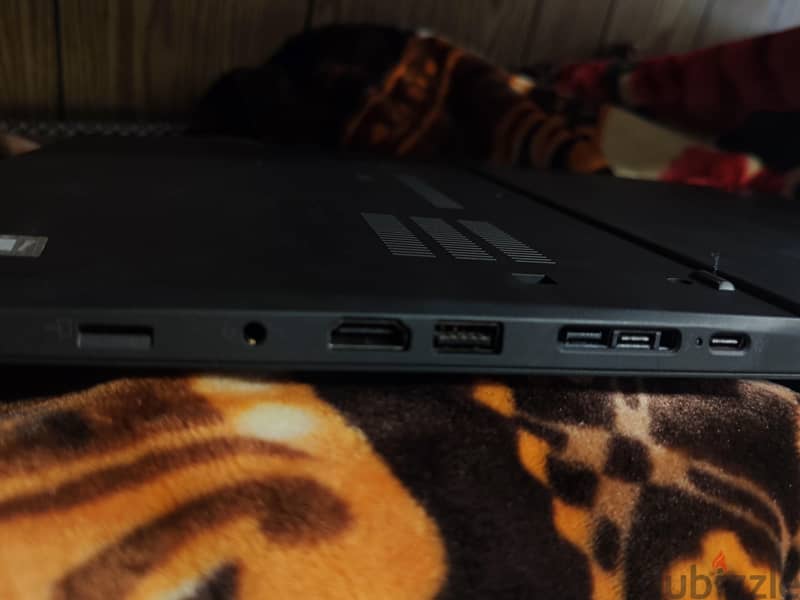 Lenovo ThinkPad T14 Touch 4