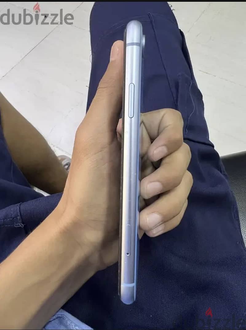 Apple - iPhone XR 1