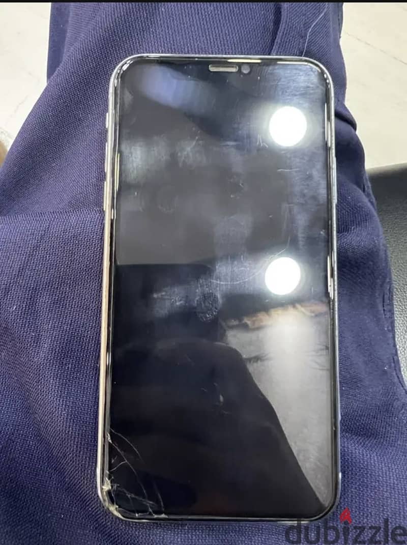 Apple - iPhone XR 3