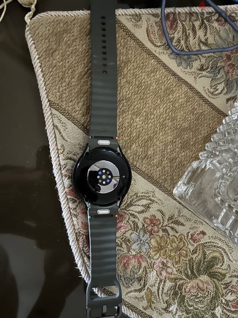 Galaxy watch 7 LTE version used like new -8 months 1