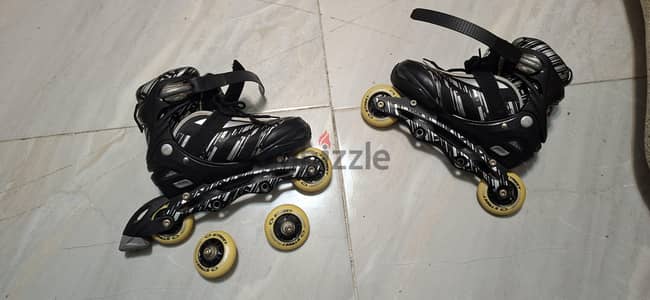 inline skates مستعمل بحالة جيدة