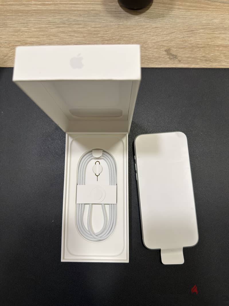 Apple - iPhone 17 Pro Max 1