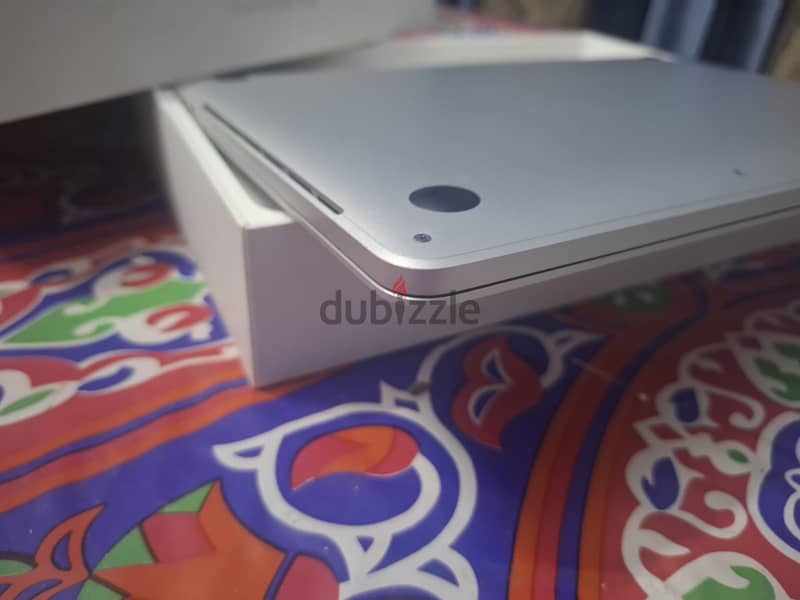 Macbook Pro 2018 Full Box 6