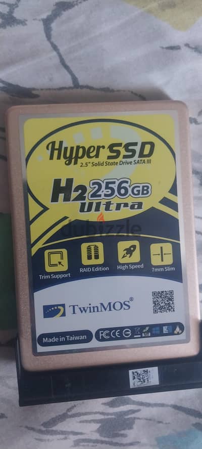 hyper ssd 256 GB