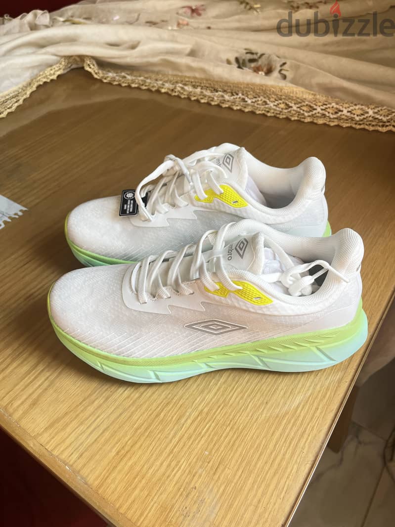 Original Umbro hyper shoes 5