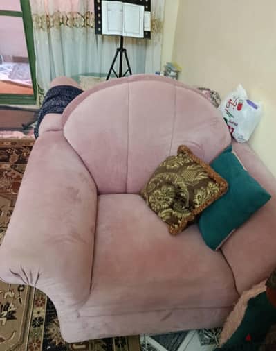 انتريه للبيع اتنين كرسي واتنين كنبه خشب زان احمر
