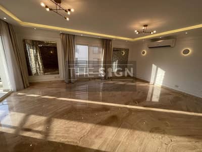 شقة للايجار كمبوند هايد بارك,