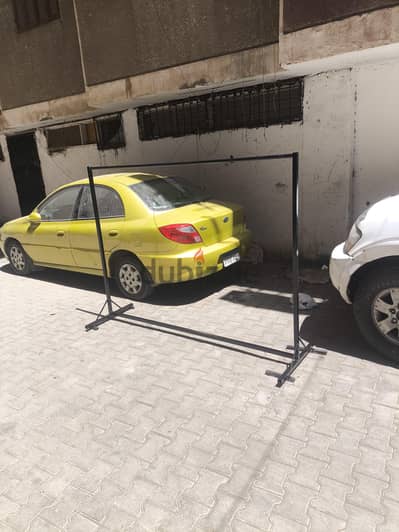 استاند للبيع