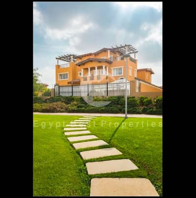 FOR SALE STANDALONE VILLA WITH PRIME LOCATION AND LANDESCAPE VIEW IN HYDE PARK NEW CAIRO UP TO 10 YEARS