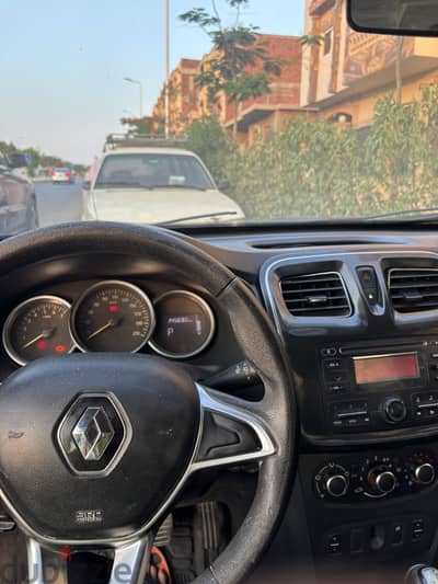 رينو لوجان ٢٠١٧