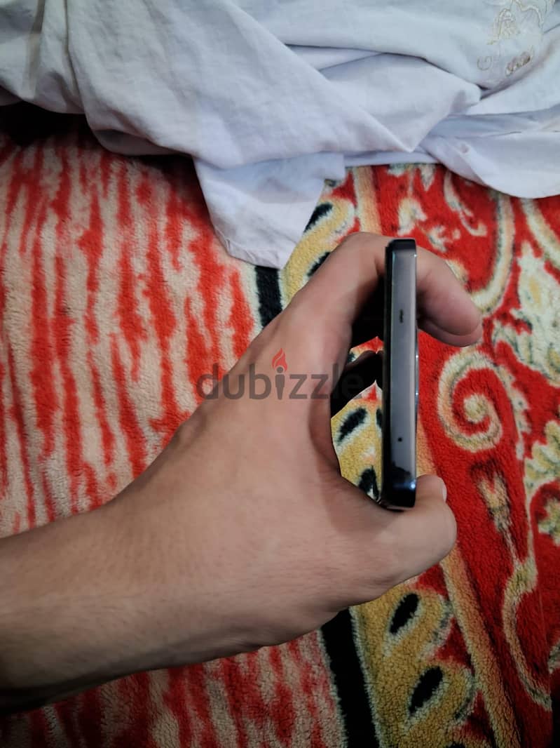 OPPO Reno12 F 2