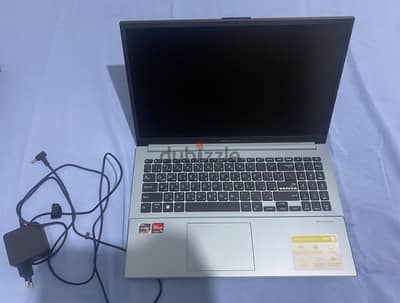 Asus Vivobook laptop