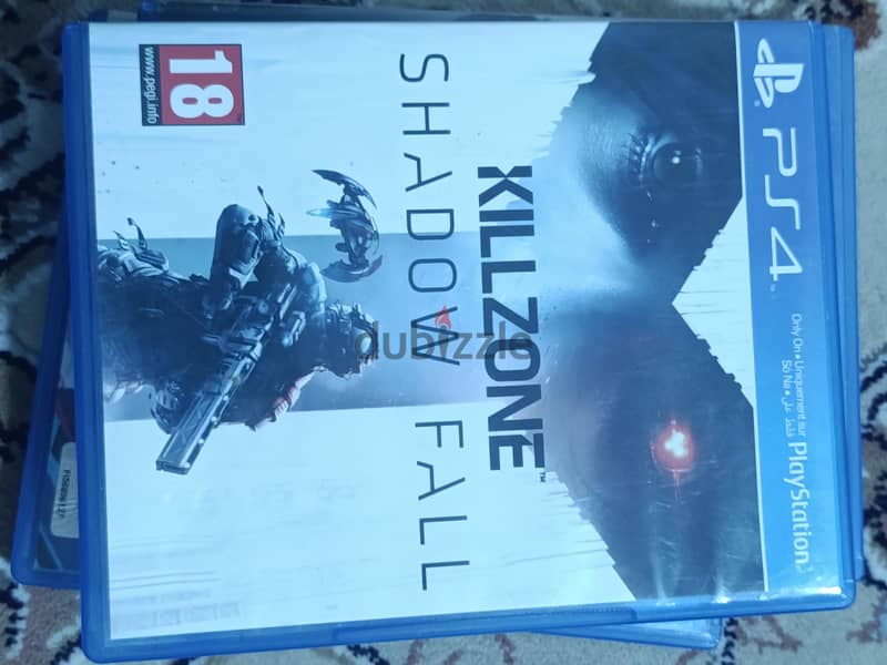 14 PS4 games discs 11