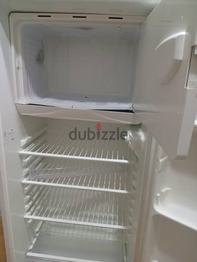 ثلاجة ايديال