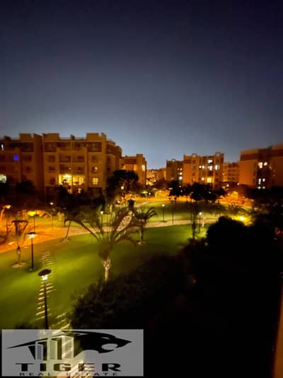 شقة للبيع بمدينتى 96م فى b7