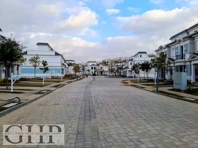 للاستلام الفوري 210م تاون هاوس للبيع في ماونتن فيو آي سيتي القاهرة الجديدة Mountain View iCity New Cairo