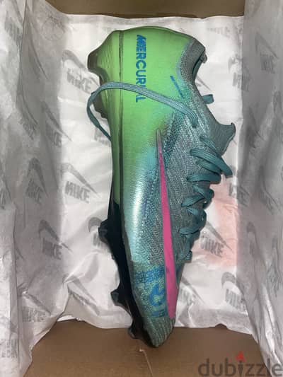 Air zoom اير زوم مقاس 44