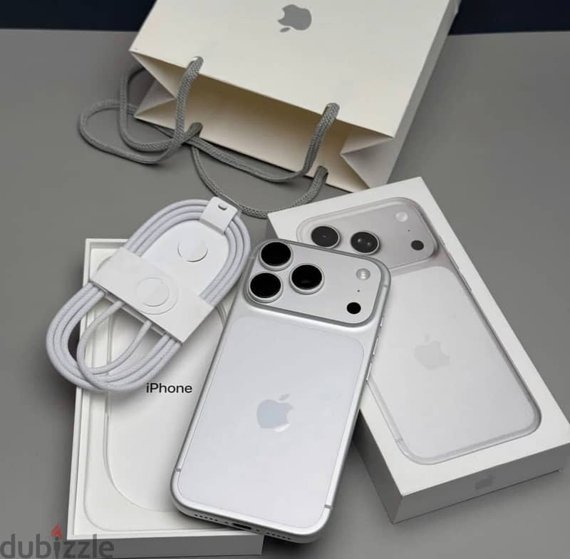 Apple - iPhone 17 Pro Max 1