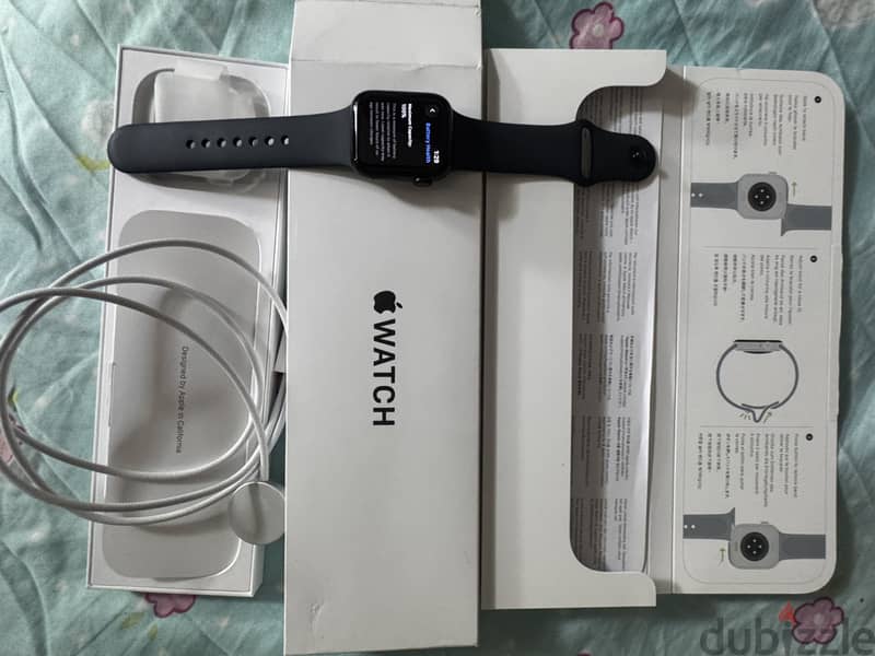 Apple Watch SE 3 — GPS 40mm — Midnight 2