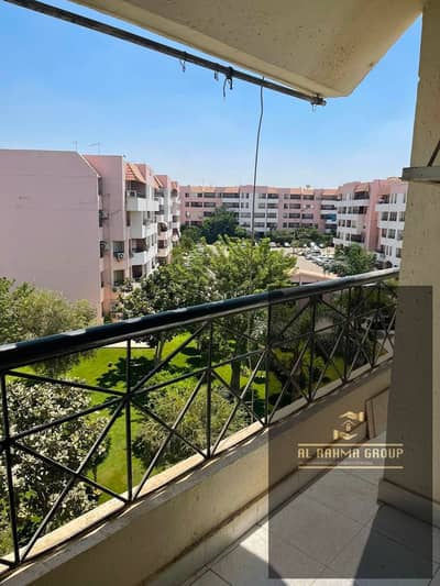 A legal apartment for rent in El Rehab City, New Cairo, consisting of 2 bedrooms and 1 bathroom, next to Gateway Mall 2.
