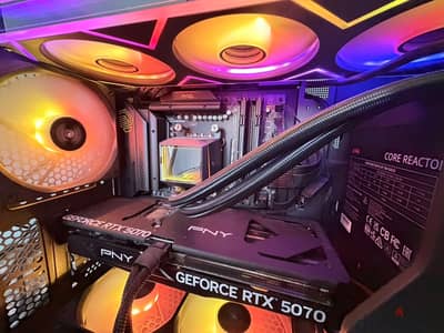 M-Atx PC Build (Ryzen 9 7950x3D, RTX 5070)
