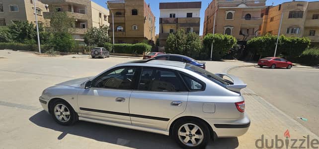هيونداي إلينترا 2005