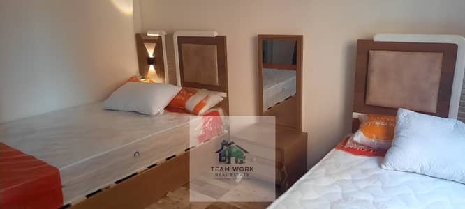 شقه للبيع بسعر لقطه كمبوند الروضة زايد دور تاني  اسانسيرالبيع شامل الفرش Apartment for sale at a bargain price in Al-Rawda Zayed Compound; second floo