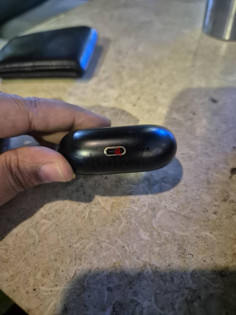 Freebuds pro 4 box 1
