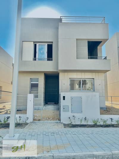 فيلا مستقلة 254 متر جاهزه للاستلام للبيع في بالم هيلز، القاهرة الجديدة Palm Hills New Cairo