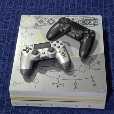 PS4 PRO GOW Limited Edition