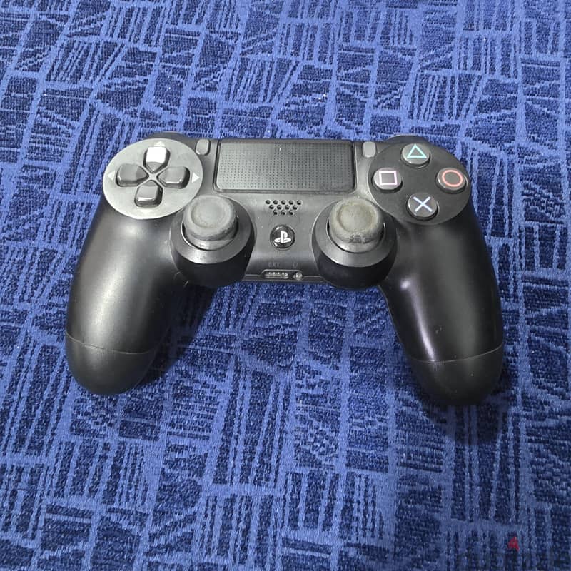 PS4 PRO GOW Limited Edition 3