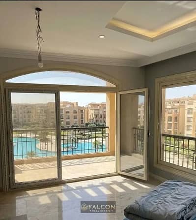 3 غرف ماستر بخصم 40% بفيو مفتوح على Pool بأميز لوكيشن في الكمبوند شقه للبيع في  التجمع الخامس  دقايق من CFC &Hyde park بجوار ستون بارك و  ستون ريزيدنس