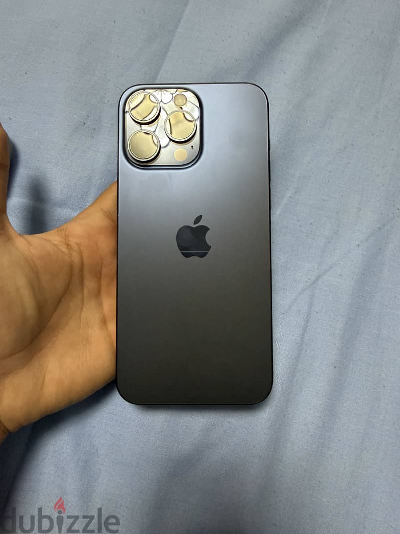 Apple - iPhone 15 Pro Max 3