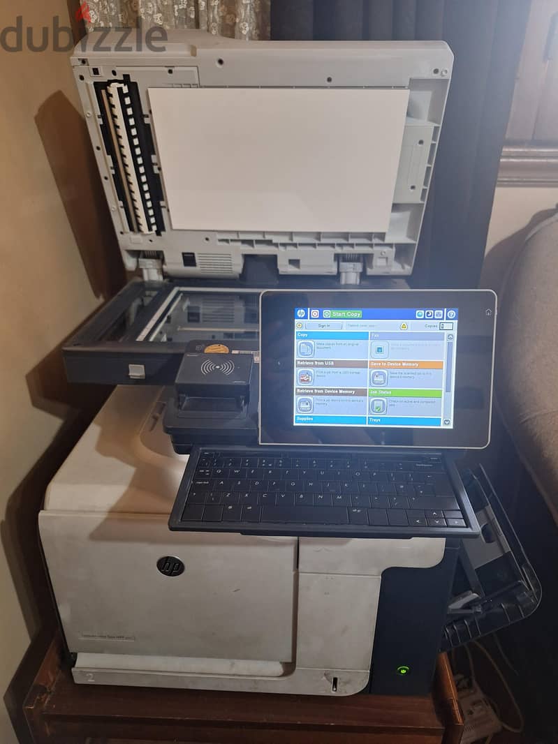 HP MFP M575 LASERJET 1