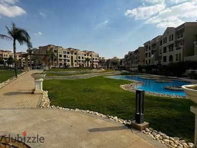تريبلكس للبيع - كمبوند المعادي فيو - بسعر تجاري  - 302 متر