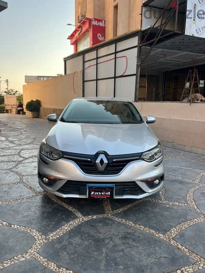 رينو ميجان 2021