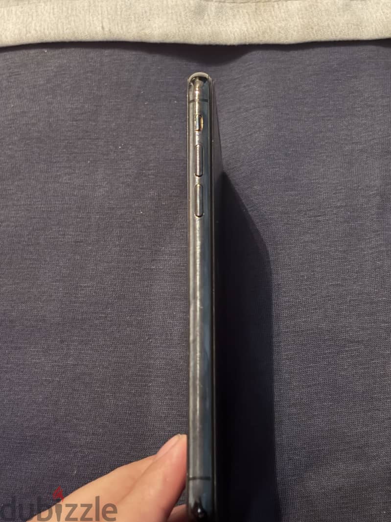 Apple - iPhone XS 6