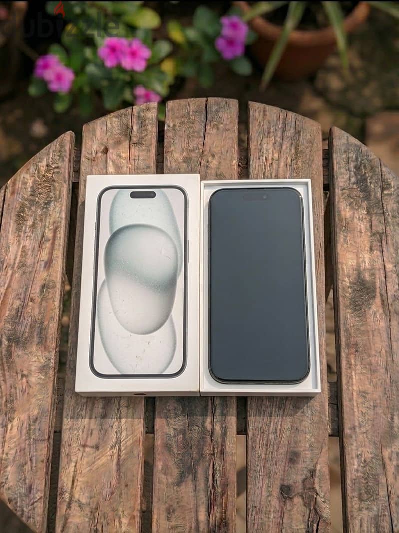 ايفون ١٥ مساحه ١٢٨ جيجا-Ios27- بالكرتونه -زيرو ضريبه -اللون الاسود 2