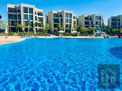 شاليه للبيع استلام فورى متشطب بالفرش فى مدينه الجلاله - السخنه - Sky City مشروع سكاي سيتى
