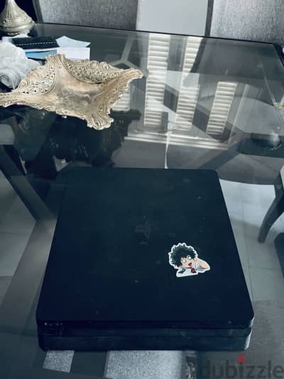 Ps4 slim مساحه تيرا بحاله ممتازا