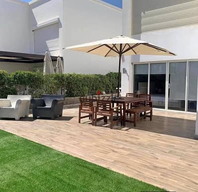 An opportunity for those looking to invest in Hyde Park Ras El Hekma a chalet with a garden first row Crystal Lagoon for sale next to Modon