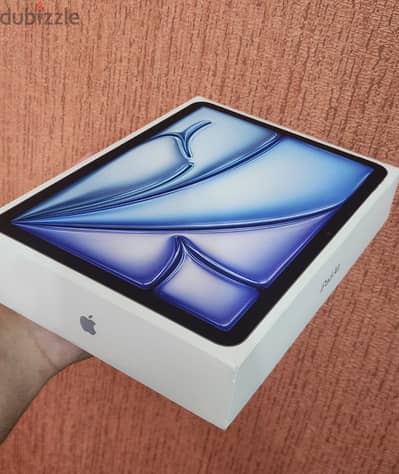 new iPad Air M4 (SEALED Package)